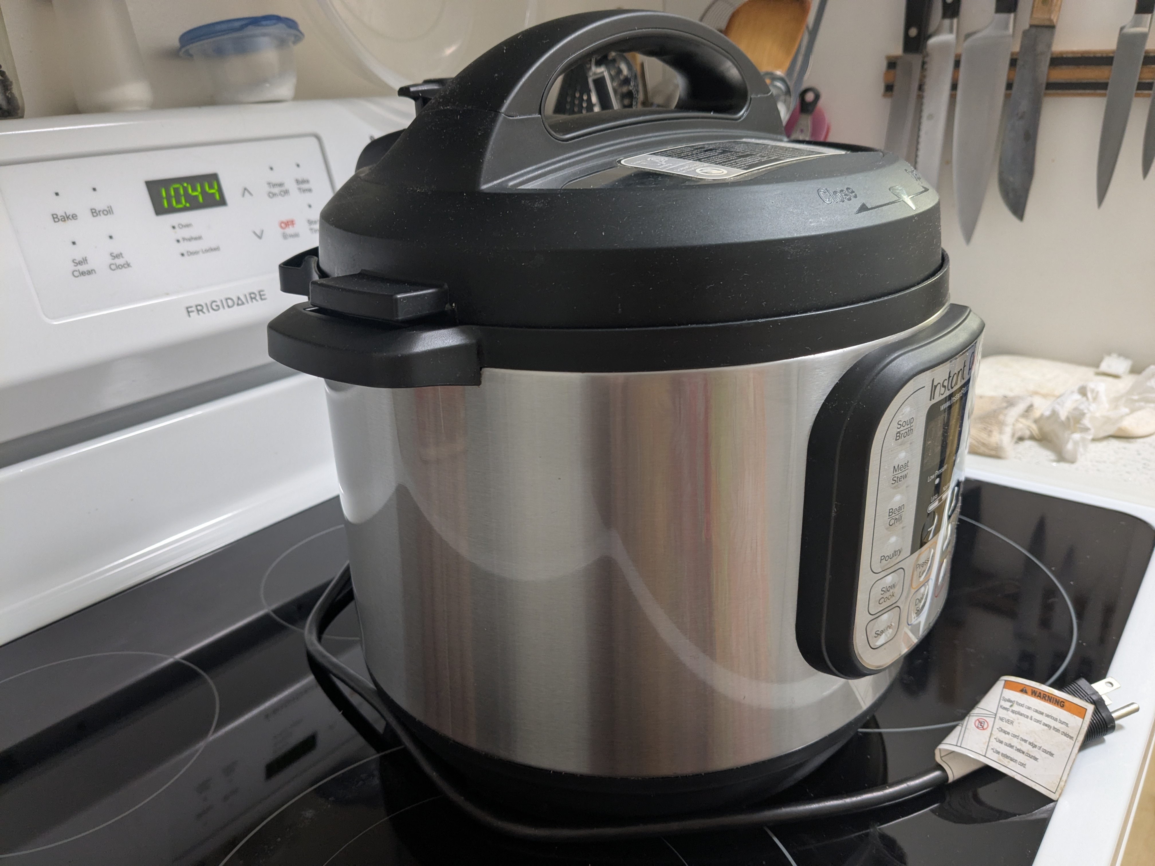 Instant Pot Duo 60 V3 (6 quart)